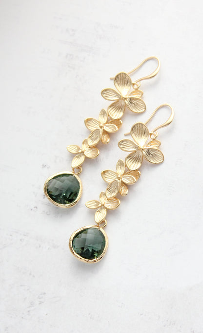 Cascading Orchid Earrings | Gold and Tourmalin Green Glass