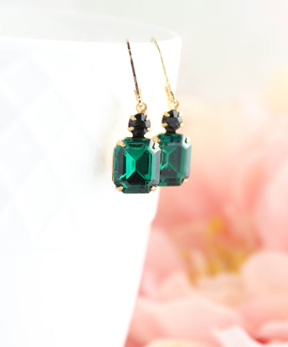 Emerald Green Glass Earrings