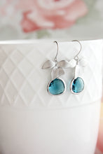 Load image into Gallery viewer, Silver Orchid Earrings - Peacock