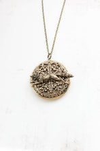 Load image into Gallery viewer, Fox Photo Locket Necklace