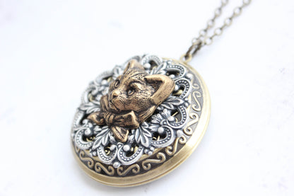 Cat locket necklace | Photo Locket