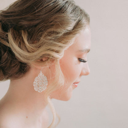 Lacy Filigree Earrings - Rose Gold