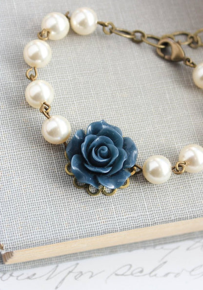 Ivory Rose and Pearl Bracelet