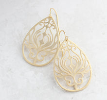 Load image into Gallery viewer, Gold Filigree Earrings | Peacock Feathers