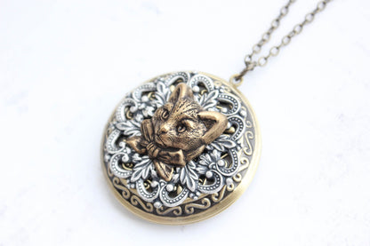 Cat locket necklace | Photo Locket