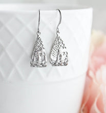 Load image into Gallery viewer, Lace Loop Filigree Earrings | Romantic Style