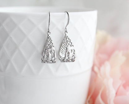 Lace Loop Filigree Earrings | Romantic Style