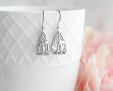 Load image into Gallery viewer, Lace Loop Filigree Earrings | Romantic Style