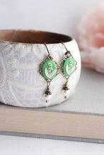 Load image into Gallery viewer, Lily of the Valley Earrings