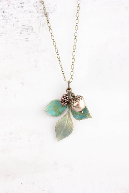 Nature Charm Necklace - Verdigris (20 Pearl Colors)