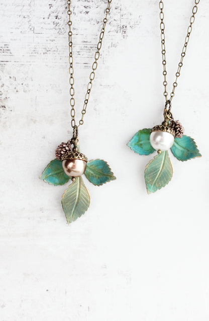 Nature Charm Necklace - Verdigris (20 Pearl Colors)