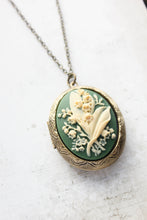Load image into Gallery viewer, Lily of the Valley Cameo Locket