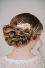 Load image into Gallery viewer, Flowers and Pearls Hair Comb - C1003