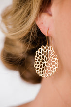 Load image into Gallery viewer, Gold Abstract Mum Earrings