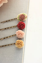 Load image into Gallery viewer, Flower Bobby Pins - BP1030