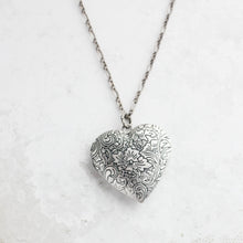 Load image into Gallery viewer, Antiqued Silver Heart Locket