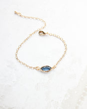 Load image into Gallery viewer, Dainty Gold Bracelet (5 colors)