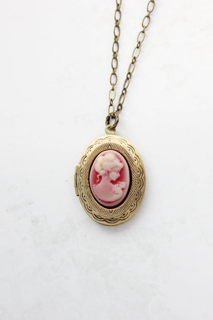 Lady Cameo Locket - Deep Red
