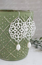 Load image into Gallery viewer, Silver Filigree Earrings (14 Pearl Colors)