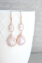 Load image into Gallery viewer, Rose Gold Sparkly Bridal Earrings