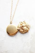 Load image into Gallery viewer, Bee Locket Necklace
