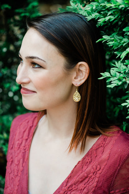 Silver Teardrop Filigree Earrings