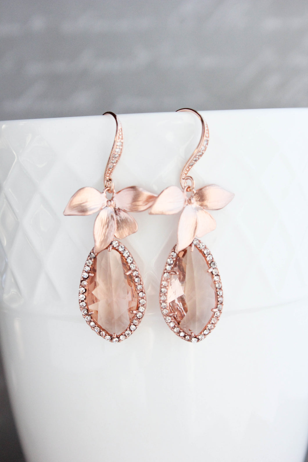 Orchid Sparkle Earrings - Peach/Rose Gold