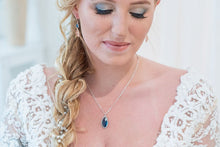 Load image into Gallery viewer, Navy Blue Glass Jewel Set