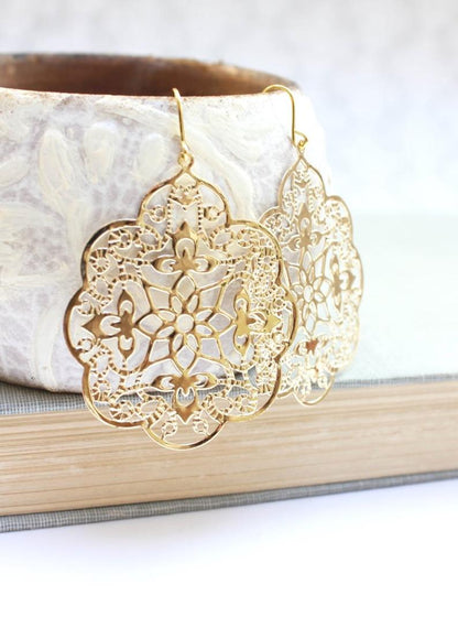 Lacy Filigree Earrings - Silver
