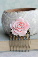 Load image into Gallery viewer, Light Pink Rose Comb - C2001