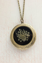 Load image into Gallery viewer, Queen Annes Lace Locket
