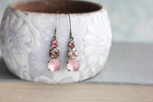 Load image into Gallery viewer, Three Jewel Drop - Pink
