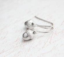 Load image into Gallery viewer, Little Gold Acorn Earrings