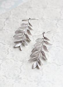 Leafy Branch Earrings - Matte Silver Rhodium