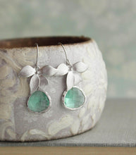 Load image into Gallery viewer, Silver Orchid Earrings - Erinite Glass