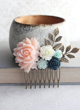 Load image into Gallery viewer, Blush Pink Rose Comb C1012