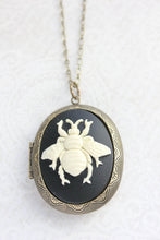 Load image into Gallery viewer, Big Bee Cameo Locket