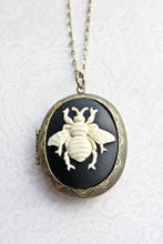 Load image into Gallery viewer, Big Bee Cameo Locket