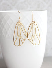 Load image into Gallery viewer, Wing Earrings - Silver