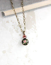 Load image into Gallery viewer, Black Cameo Necklace