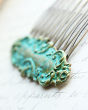 Load image into Gallery viewer, Verdigris Patina Comb