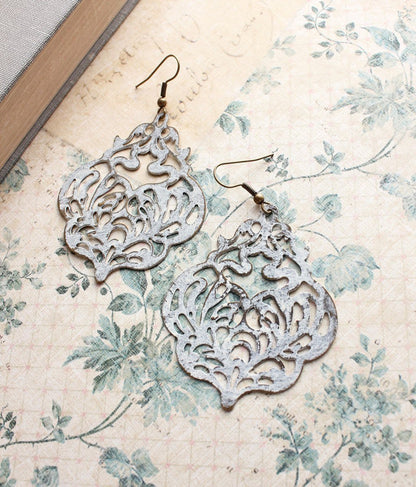 Damask Filigree Earrings - White