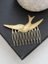Load image into Gallery viewer, Bird Comb - Gold Brass