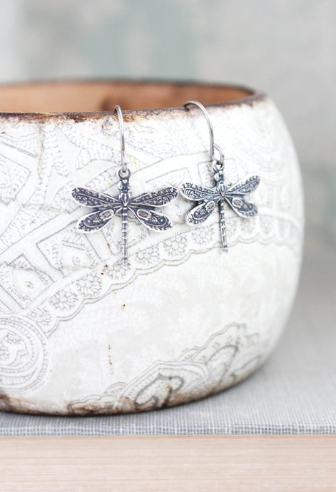 Little Dragonfly Earrings - Silver