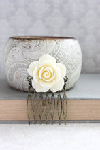 Load image into Gallery viewer, Ivory Cream Rose Comb - C1065